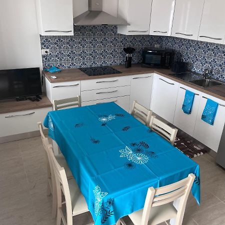 Residence Le Maree Porto Pino Kültér fotó