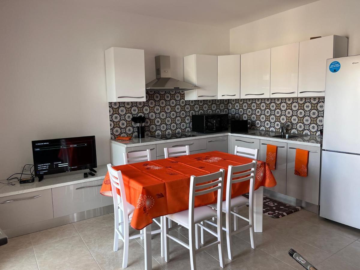 Residence Le Maree Porto Pino Kültér fotó