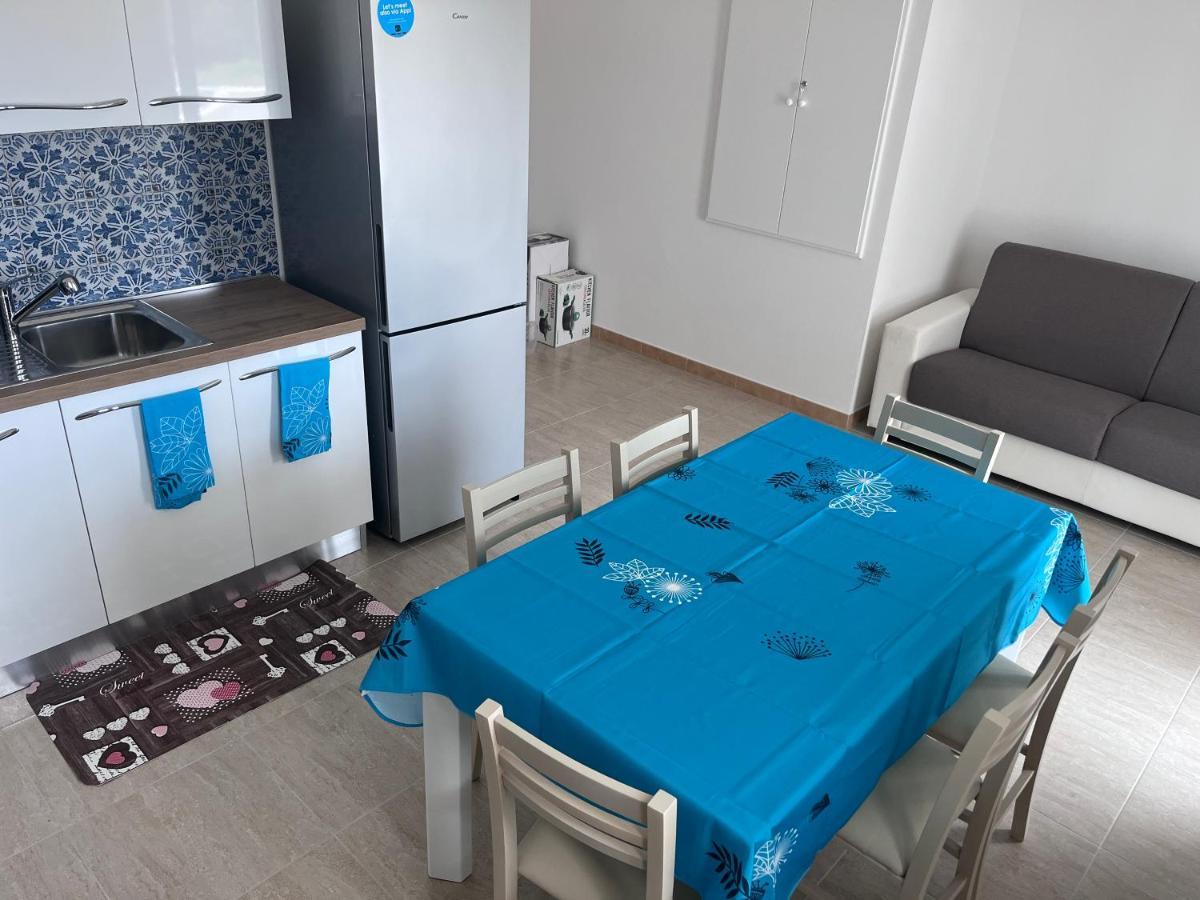 Residence Le Maree Porto Pino Kültér fotó